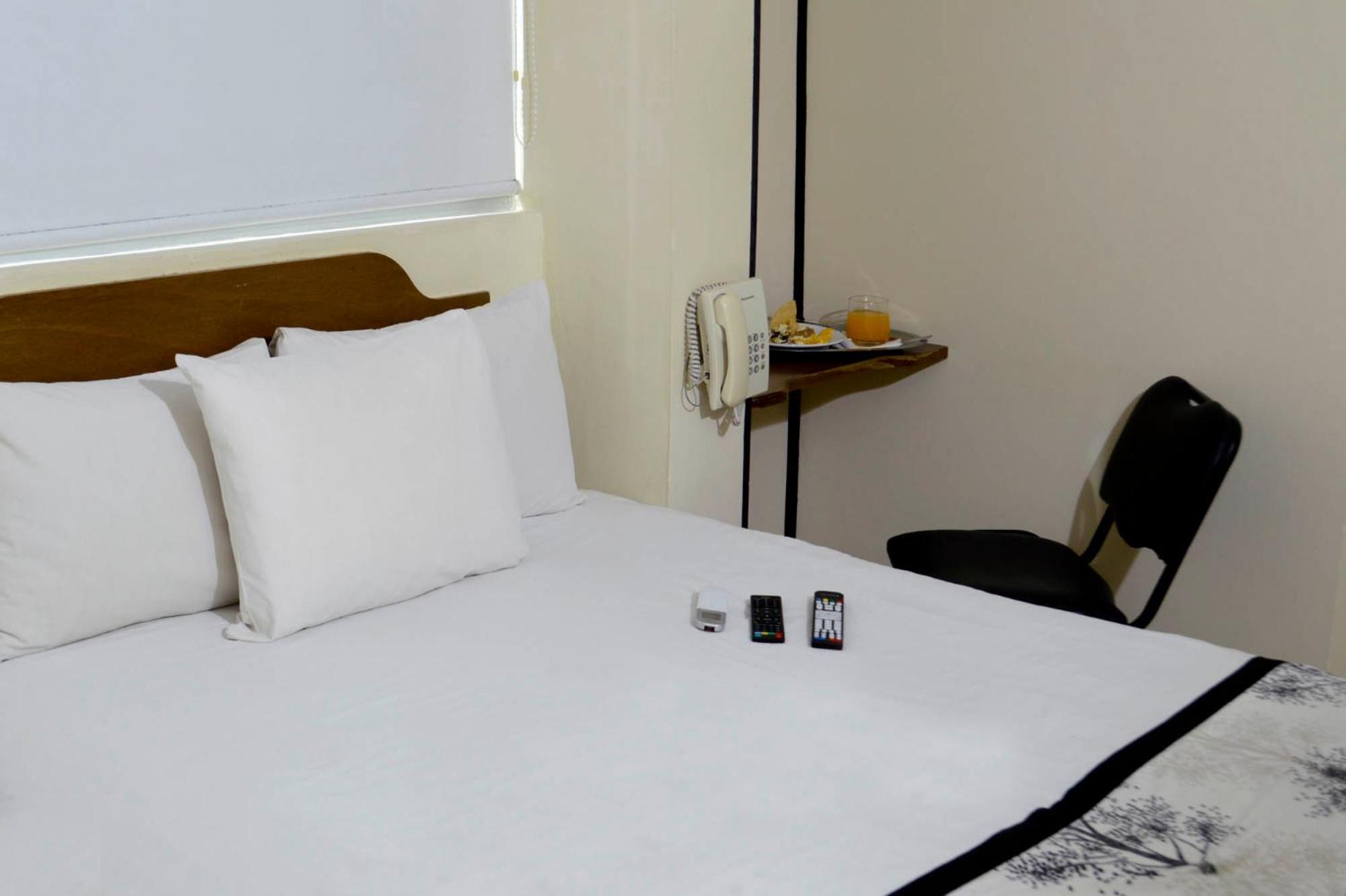 Hotel Mateos 1215 레온 외부 사진