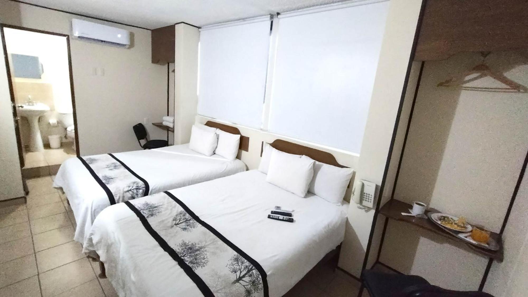 Hotel Mateos 1215 레온 외부 사진